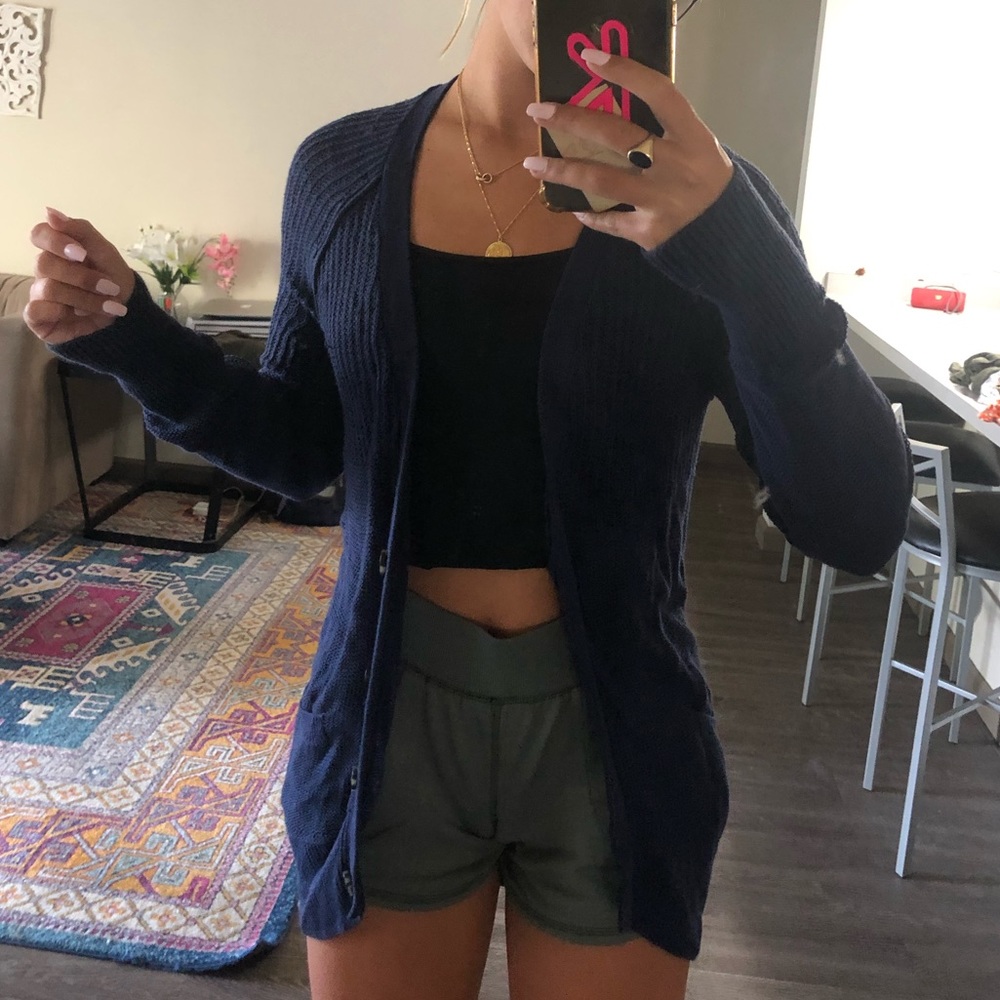 American Eagle cardigan